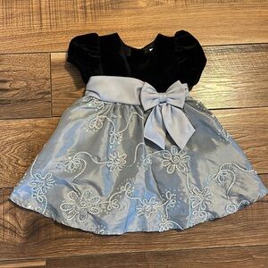 Rare Editions Black/Silver Holiday Dress Size 18 months.